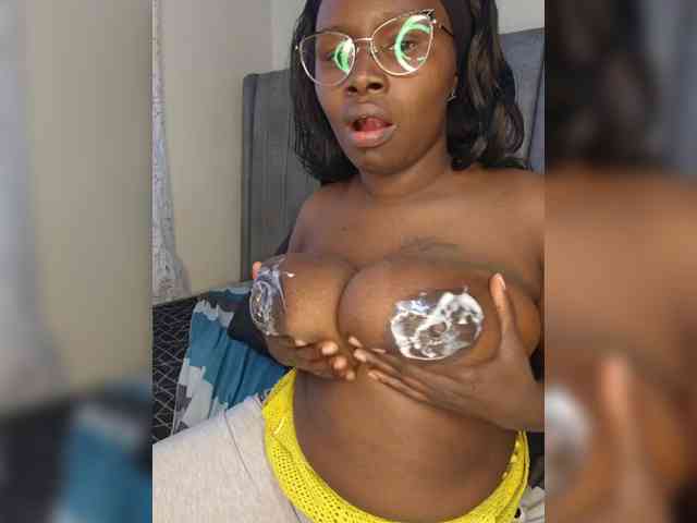 Monamore1 webcam
