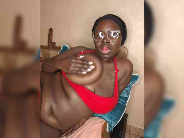 Irresistiblepookie webcam