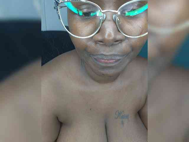 Monamore1 webcam