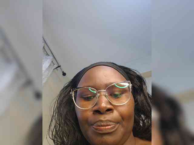 Monamore1 webcam