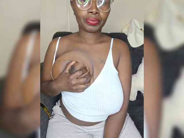 Model: Irresistiblepookie