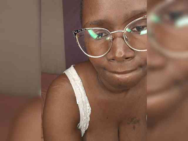 Model: Irresistiblepookie