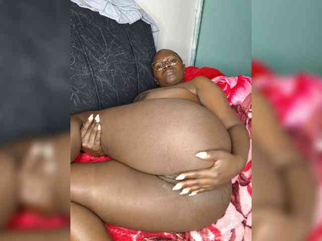 Monamore1 webcam