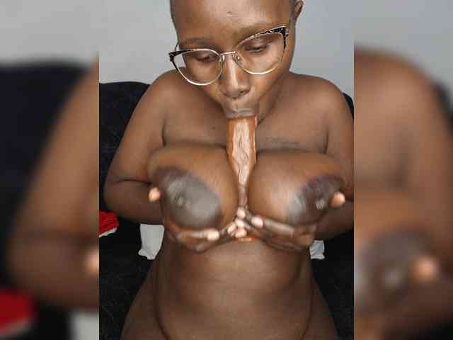 Monamore1 webcam