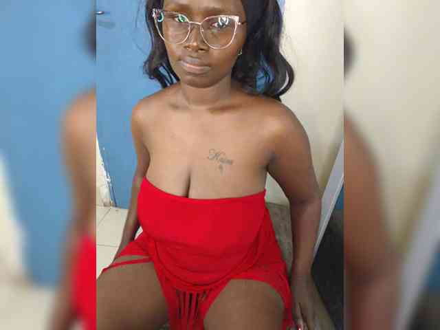 Irresistiblepookie webcam