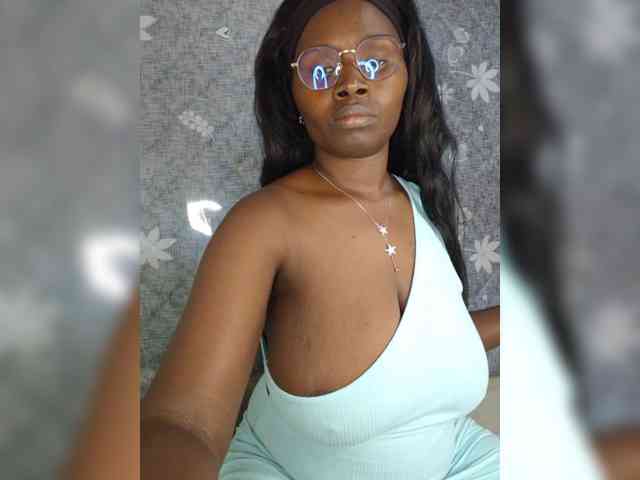 Model: Irresistiblepookie