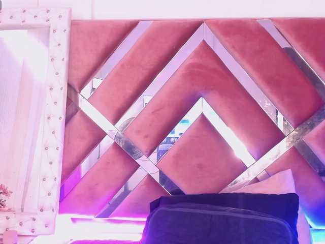 jasmineblush live cam preview