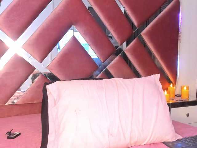 jasmineblush live cam on BongaCams