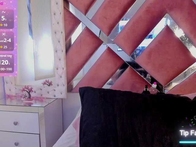 jasmineblush live cam on BongaCams