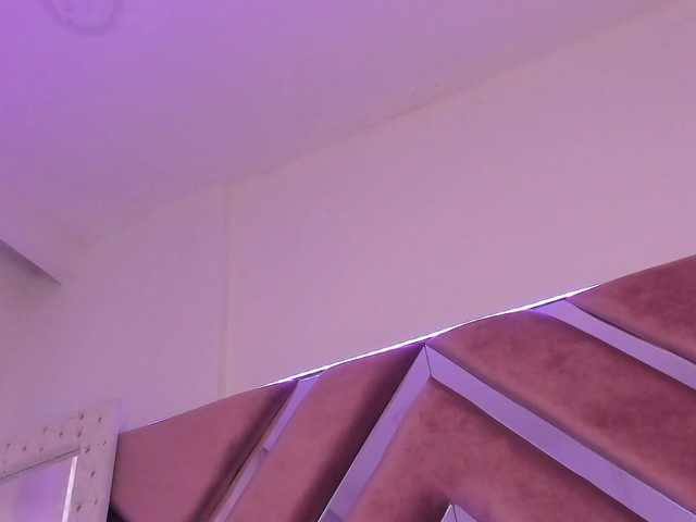 jasmineblush live cam on BongaCams