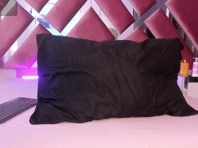 jasmineblush live cam on BongaCams