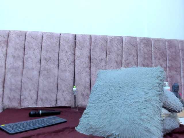 Zoe-Evaanss live webcam show