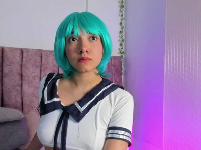 Zoe-Evaanss live cam on BongaCams