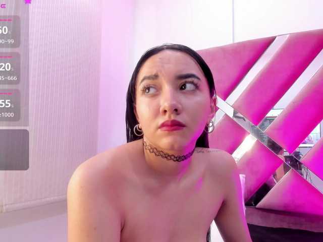 Zoe-Evaanss live webcam show