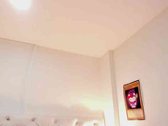 Zoe-Evaanss's webcam live show