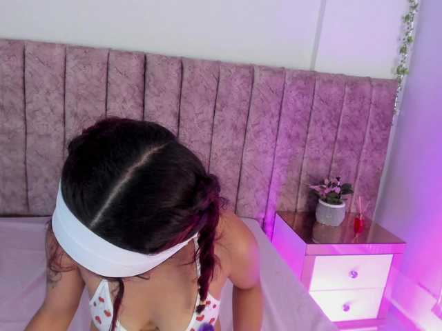 Miia-Rogerss live cam on BongaCams