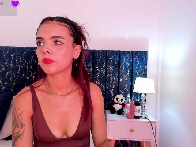 Miia-Rogerss live cam on BongaCams