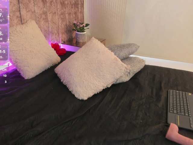 Miia-Rogerss live cam on BongaCams
