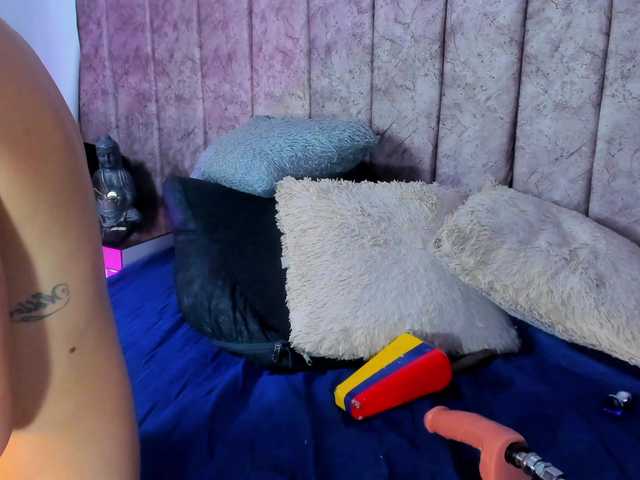 Miia-Rogerss live cam on BongaCams