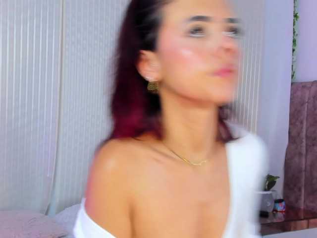 Miia-Rogerss live cam on BongaCams