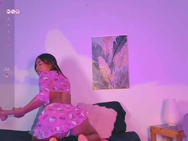zury-moon live webcam show