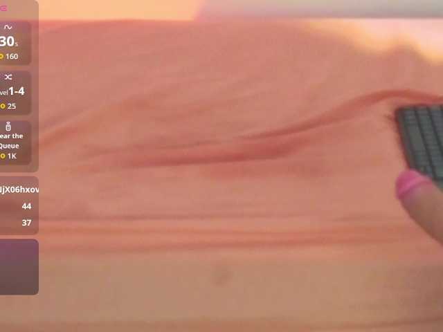 zury-moon live cam on BongaCams