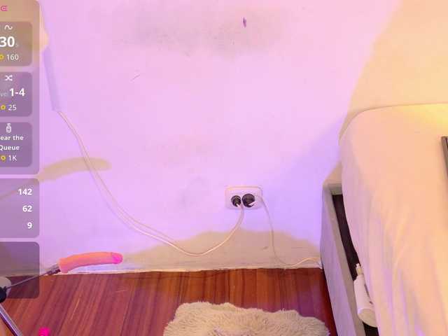 zury-moon live cam on BongaCams