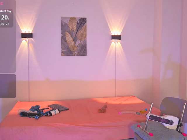 zury-moon live cam on BongaCams