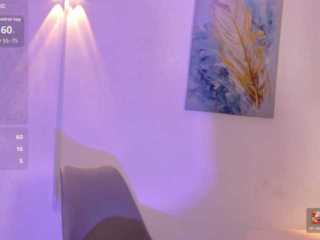 zury-moon live cam on BongaCams