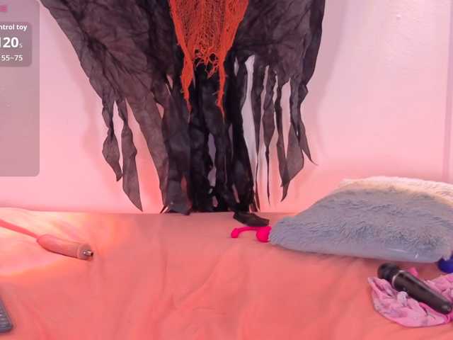 zury-moon, en vivo ahora en BongaCams