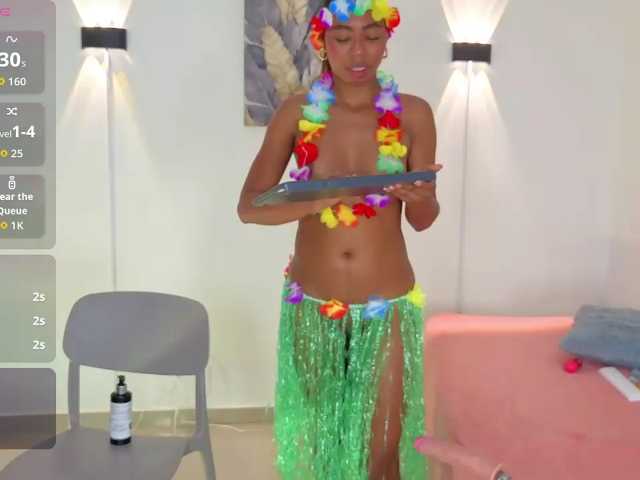 zury-moon live cam on BongaCams