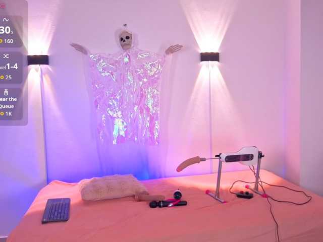 zury-moon live cam on BongaCams