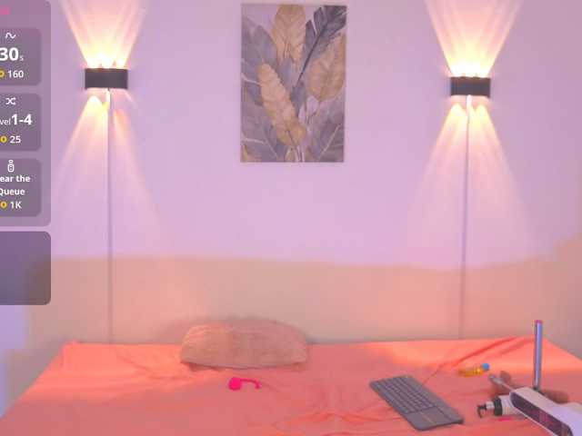 zury-moon live cam on BongaCams