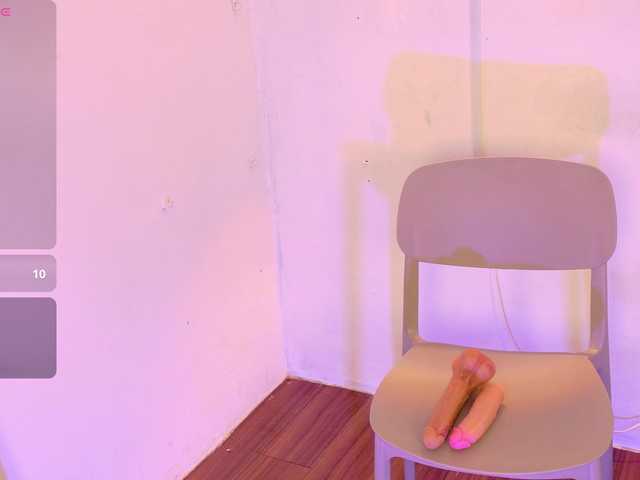 zury-moon live cam on BongaCams