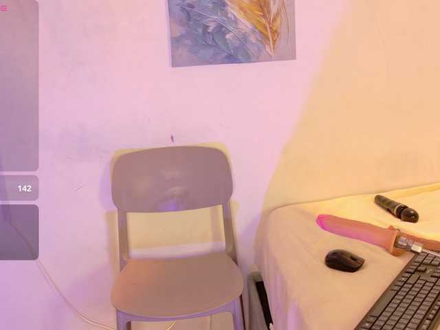 zury-moon live cam on BongaCams