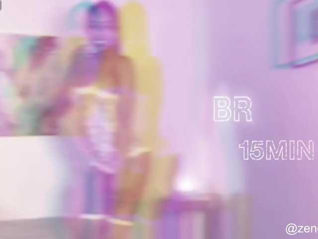 zury-moon live cam on BongaCams