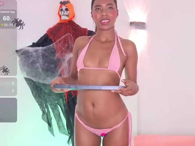 zury-moon live cam on BongaCams