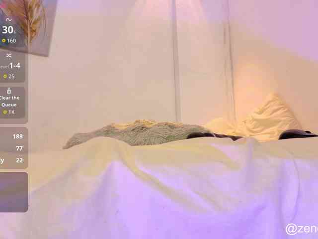 zury-moon webcam