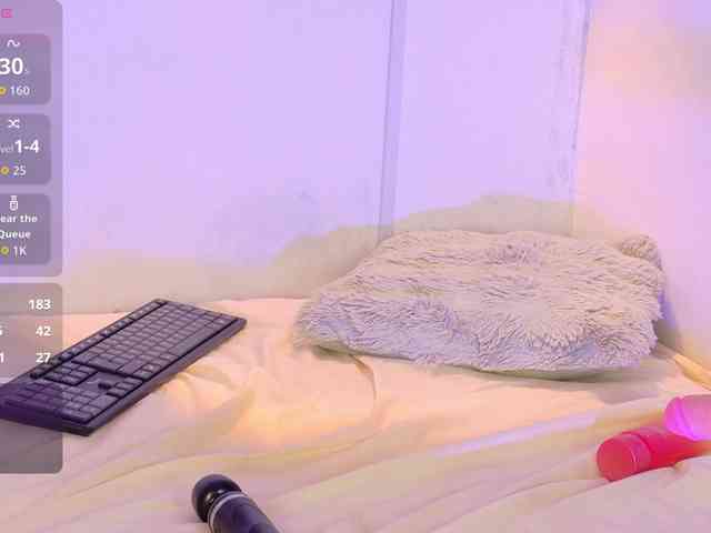 zury-moon webcam