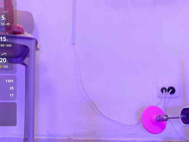 zury-moon Live Webcam on BongaCams