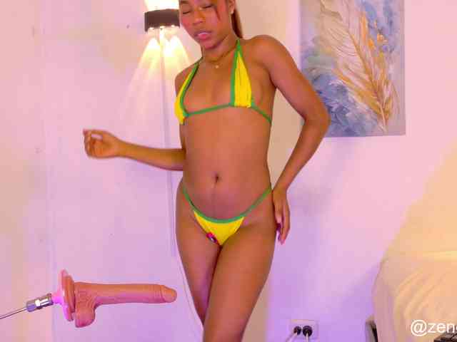 Modelo: zury-moon