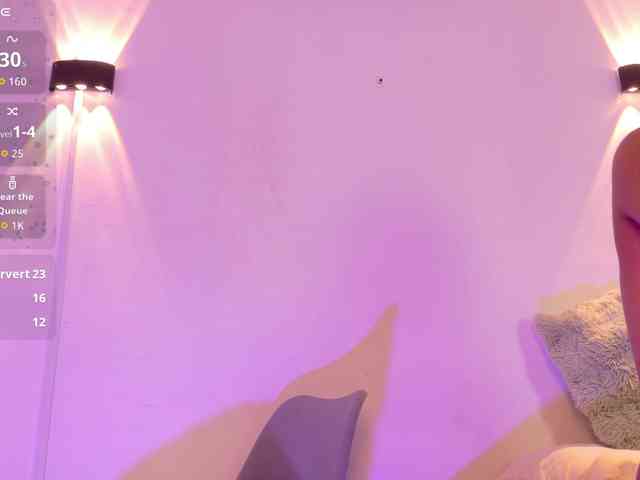 zury-moon webcam