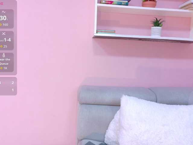Aria-Collins live cam on BongaCams