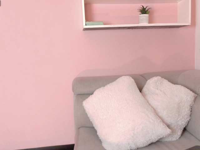 Aria-Collins live cam preview