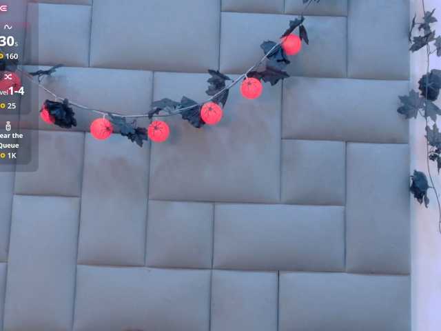 Aria-Collins live cam on BongaCams