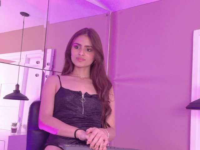 Aria-Collins live webcam show