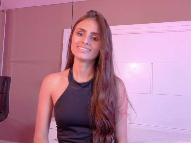 Aria-Collins live cam on BongaCams