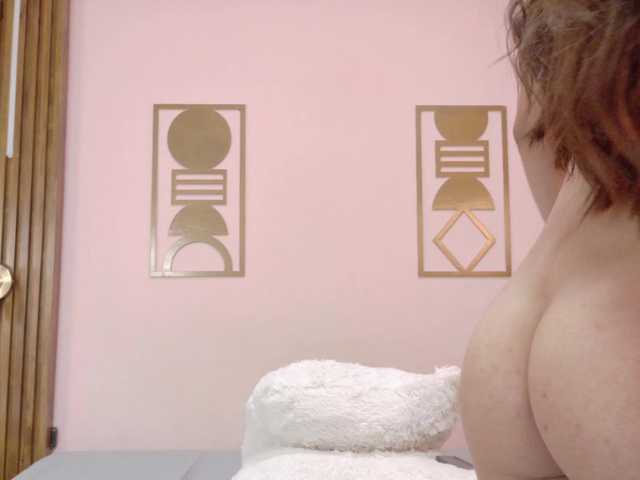 Aria-Collins live cam preview