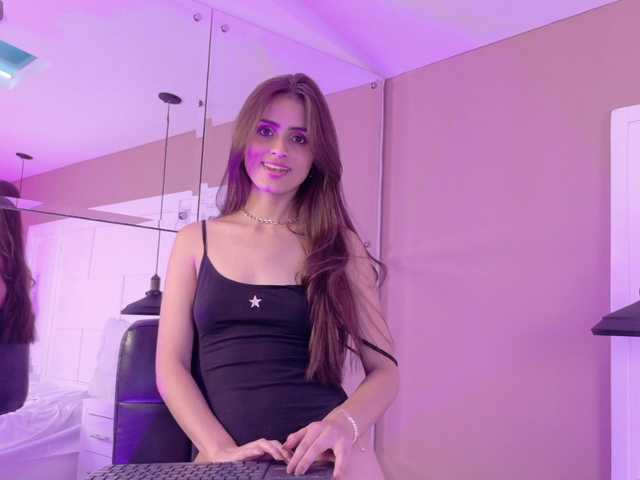 Aria-Collins live webcam show