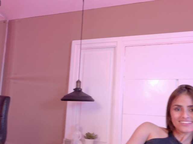 Aria-Collins live cam on BongaCams